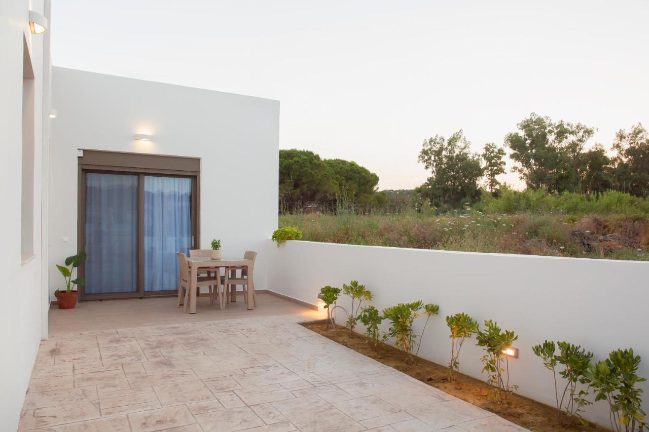 Peratzada Apartment Tsilivi  Bagian luar foto